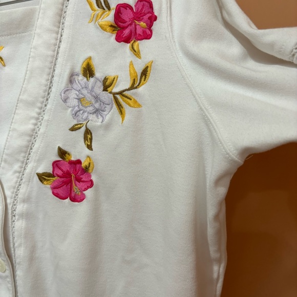 VINTAGE Alfred Dunner Embroidered Button Down T Shirt Petite Medium - Picture 7 of 13